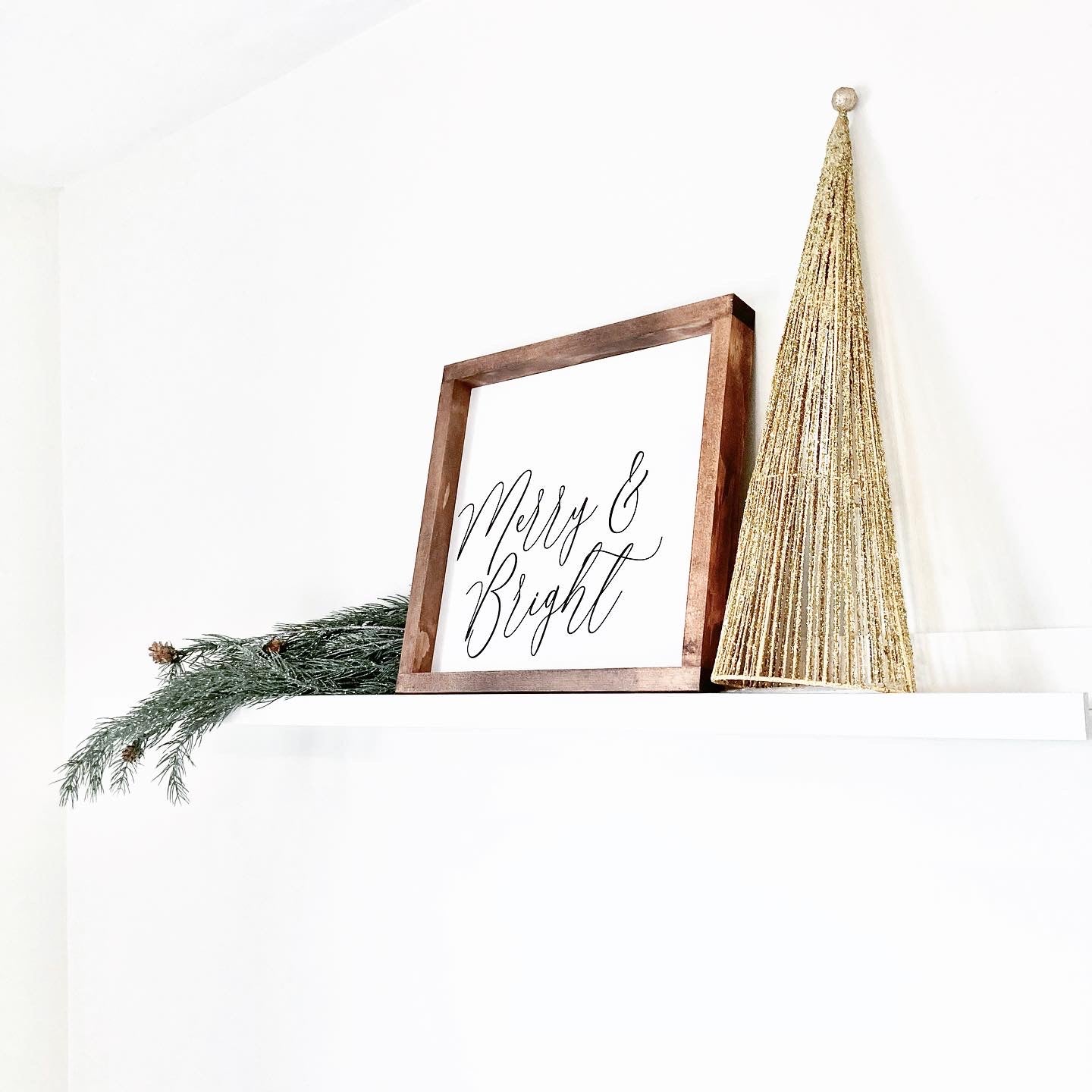 Merry and Bright Farmhouse Christmas Sign